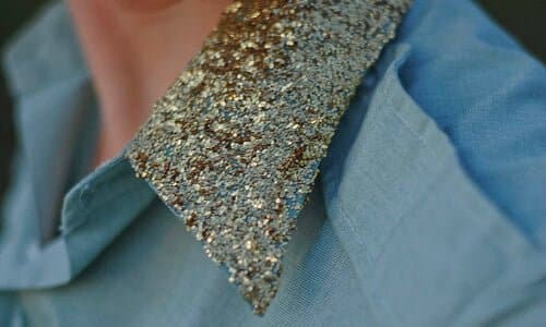 DIY Glitter Shirt | Stacie Stacie Stacie (https://www.flickr.com/photos/35754040@N04/) | Creative Commons